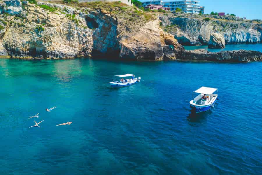 Syrakus: Pillirina, Ortigia und Meereshöhlen-Tour mit dem Boot. Foto: GetYourGuide