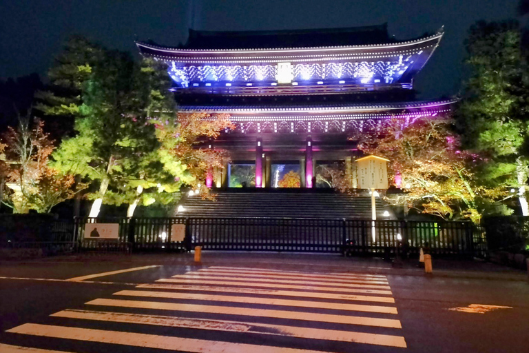 Kioto: Gion Geisha District &amp; Hidden Gems Tour a pieKioto: recorrido a pie por el distrito de las geishas de Gion y sus joyas ocultas