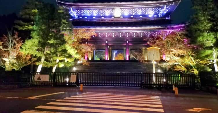 Kyoto Geisha Walking Tour: Gion District & Hidden Gems photo 4