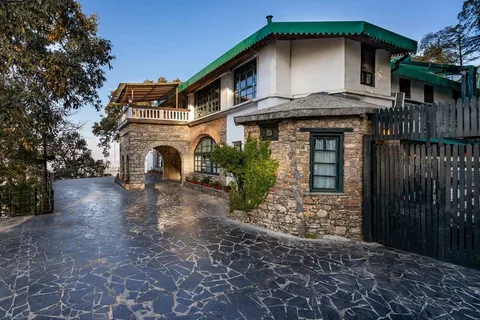 Mussoorie: Landour Infinity Walk Guided Tour of Landour