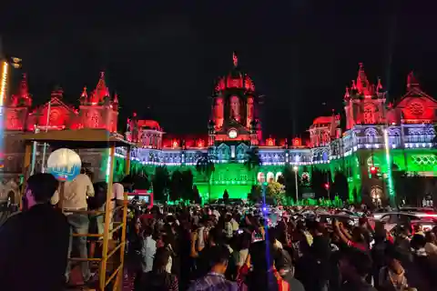 Mumbai: Private Night Sightseeing Tour with Pickup and Drop