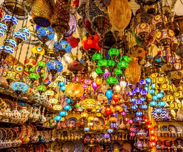 Explora la Magia del Zoco de Agadir: Colores, Sabores y Tradición