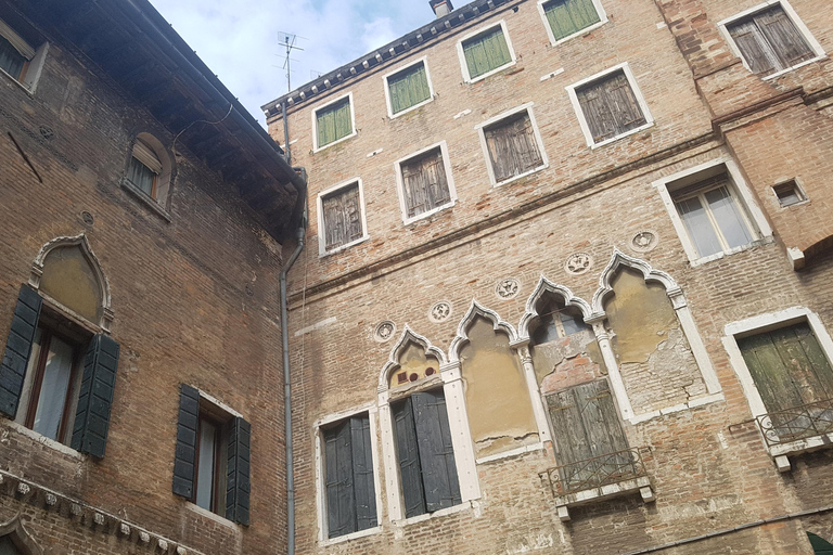 Venecia: Cuentos Misteriosos de Brujas y Fantasmas.