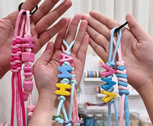 Ho Chi Minh City: Family DIY Workshop-Tie Your Name keychain