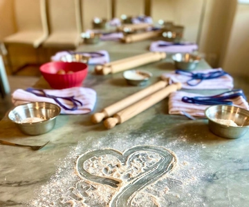 Florence: Pasta Class with Wine, Limoncello and Dessert
