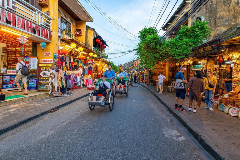 Hoi An: Tour di un giorno intero della Montagna di Marmo e della Città AnticaTour condiviso