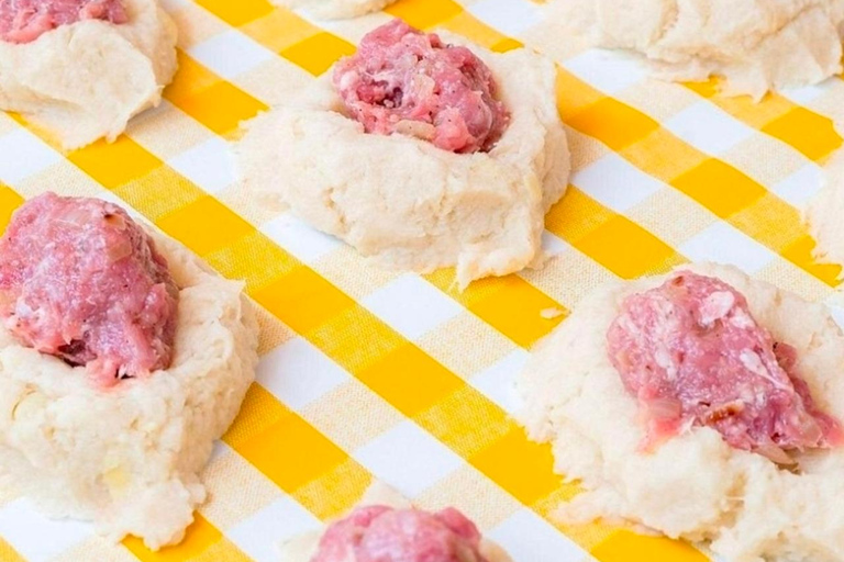 Cooking class in a house in Vilnius surrounded by nature