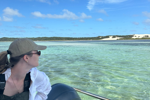 Moreton Bay: Oyster Farm Tour, Boat, Shucking & Tasting
