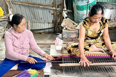 Da Nang: wycieczka po wioskach kulturowych, targu spożywczym i muzeum