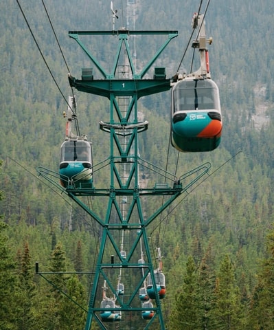 Calgary: Banff Gondola, Lake Louise, Emerald Lake & 3 Lakes