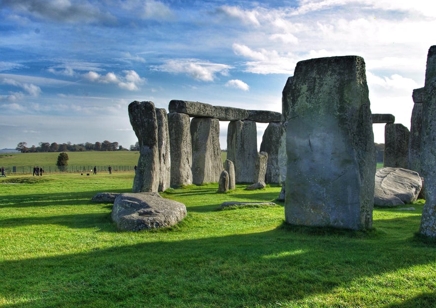 Von Cambridge aus: Geführte Tagestour nach Bath und Stonehenge