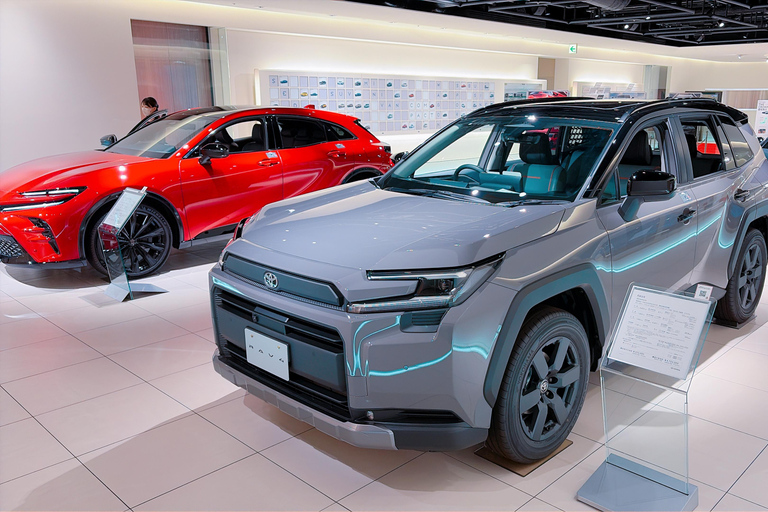 Nagoya: Toyota Innovation Private Tour with Transfers