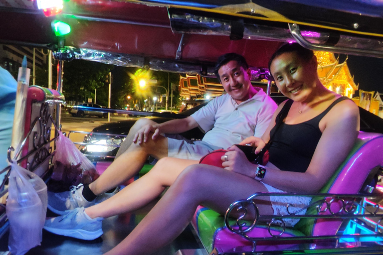 Tour di Bangkok in Tuk Tuk con servizio di prelievo in hotel e cena