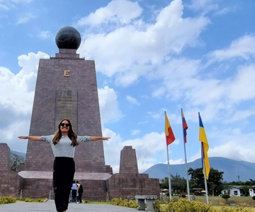 Quito: Middle of the World, Inca Ruins and Volcano