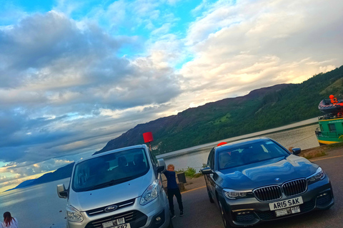 Edimburgo: Alquiler de coches de lujo con conductor y kilometraje ilimitado