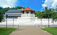 Von Kandy nach Pinnawala Tour Von Tuk Tuk Pinnawala Sri Lanka - Hizvo