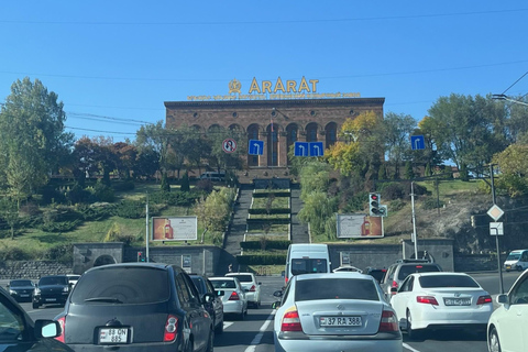 Zakupy z Brandy: Wycieczka do fabryk i na targ Brandy