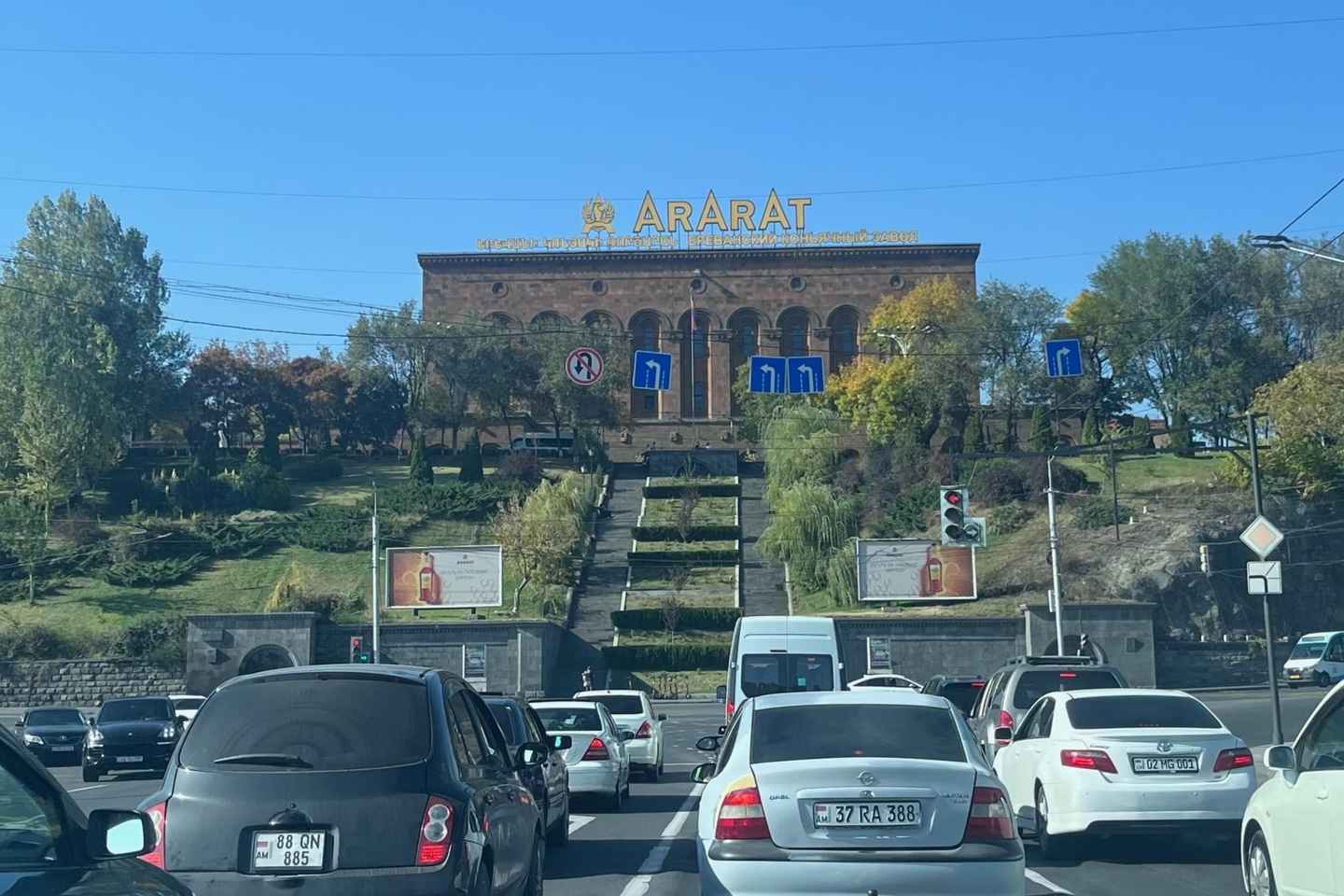 Compras con Brandy: Tour a fábricas y mercados de Brandy