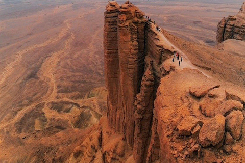 Riyadh: Adventure Edge of the World