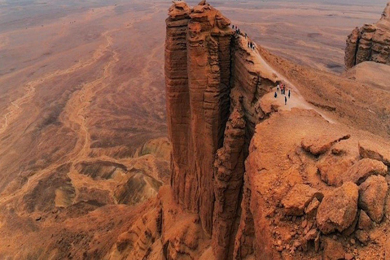 Riyadh: Adventure Edge of the World