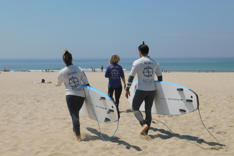 Porto: Surf Lesson with the First Surf School in Porto!