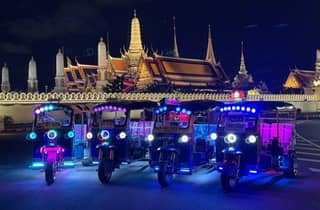 Bangkok: Tuk-Tuk-Nacht-Foodtour mit Dachbar & Märkten