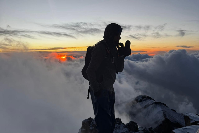 Marrakech: 2-Day Mount Toubkal Trek with Lodge Stay.
