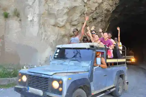 ANTALYA : Jeep Safari and Green Lake Boat Tour with Lunch