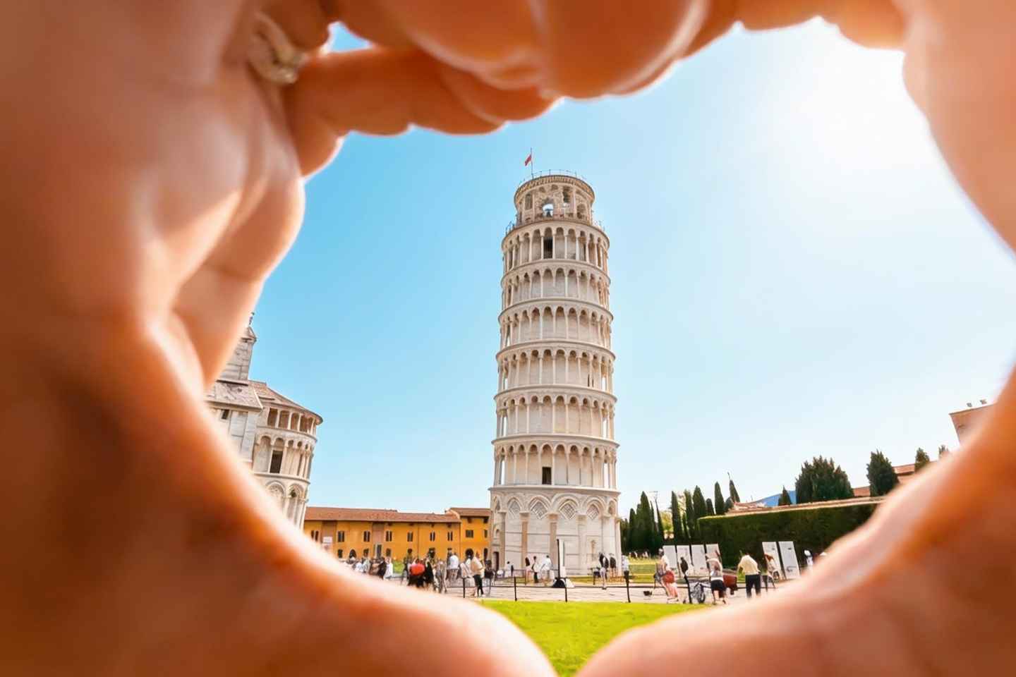 ピサ・シエナ・サンジミニャーノ日帰り観光＆ランチ