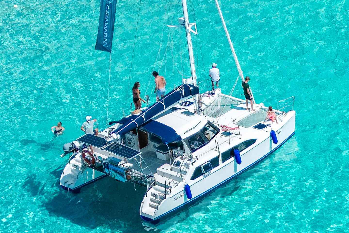 Da Palau: Tour in catamarano all'Arcipelago della Maddalena con pranzo