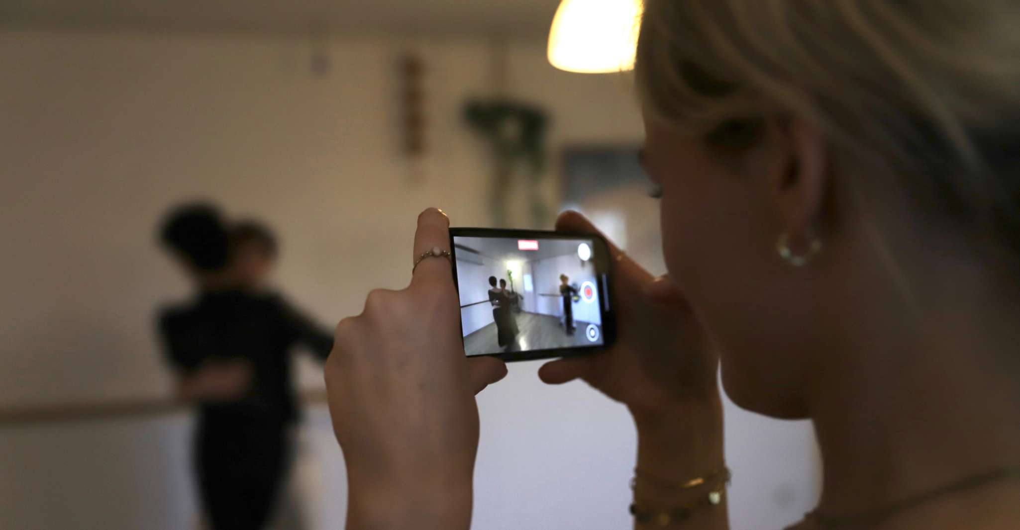 Barcelona: Tango Lesson with Drinks and Video photo 12