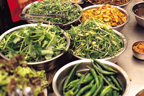 Seoul: Customized Private Walking Tour with a Local Guide 4-Hour Walking Tour