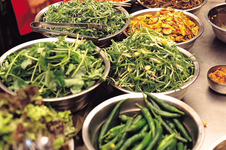 Seoul: Customized Private Walking Tour with a Local Guide 4-Hour Walking Tour
