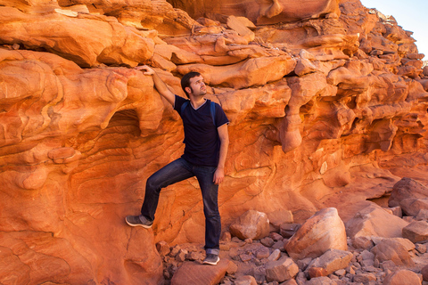 Sharm El Sheikh: Colored Canyon, Blue Hole & Dahab Day Trip Tour without Snorkelling Gears