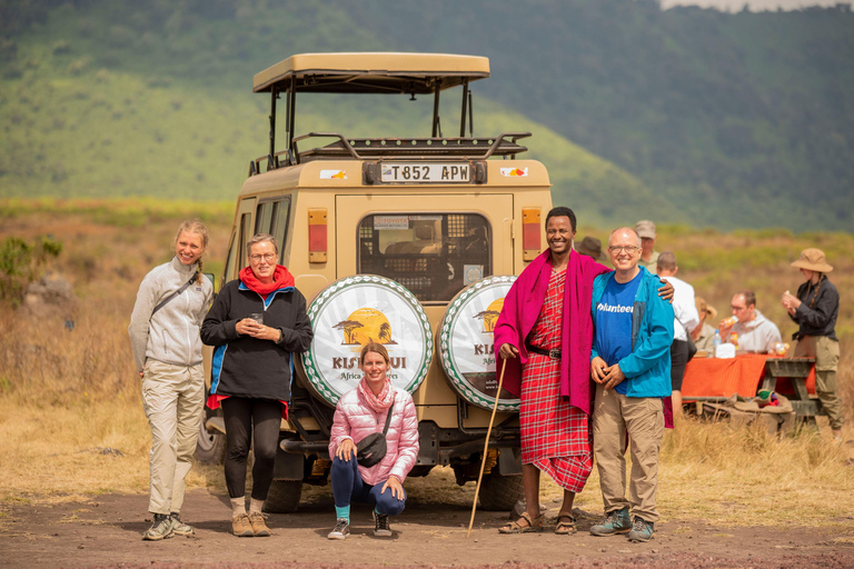 Serengeti Explorer: 6 Tage Privatsafari mit Wildbeobachtung.