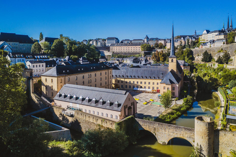 Desde París: Excursión de un día a la Ciudad de Luxemburgo con Guía Privado