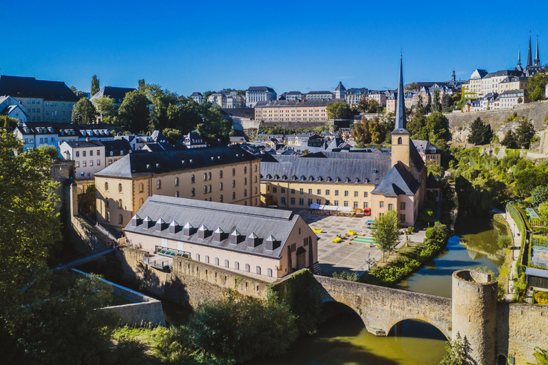 Från Paris: Dagsutflykt till Luxemburg med privat guide