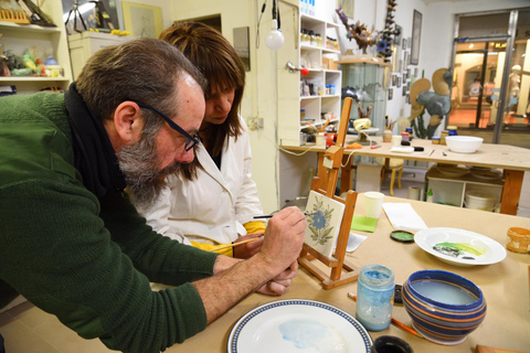 Mugello, Tuscany. Majolica decoration technique workshop. The majolica technique: a ceramic decoration wokshop.