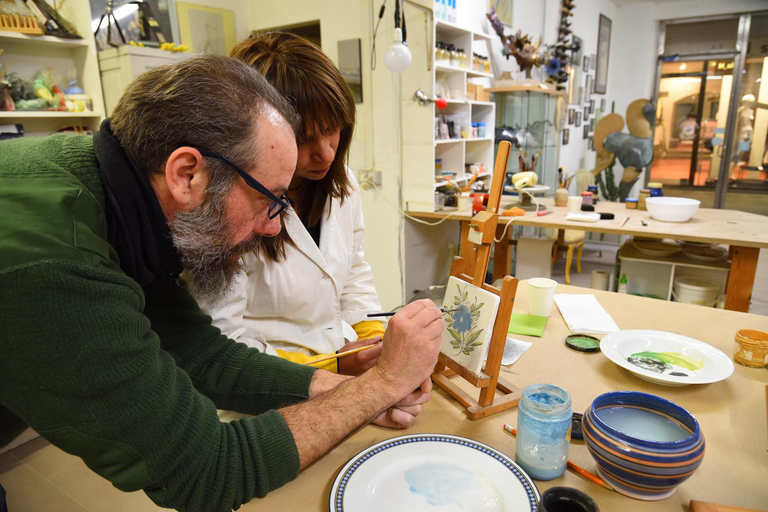Mugello, Tuscany. Majolica decoration technique workshop. The majolica technique: a ceramic decoration wokshop.