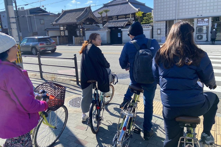 E-Bike Tour in Kyoto with Asuka, Japanese graduate student