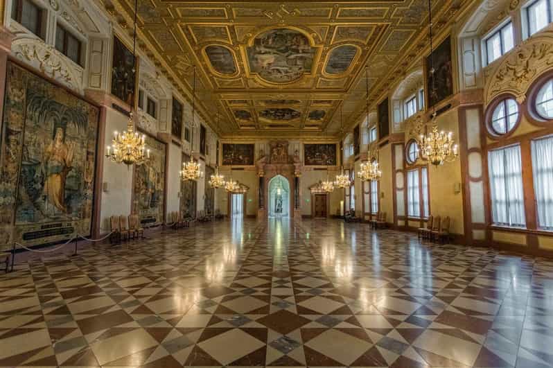Private Tour durch die Münchner Residenz und die königliche Schatzkammer
