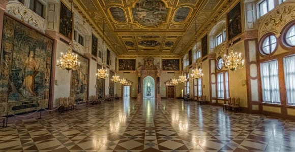 Private Historian-Led Munich Residenz & Treasury Tour