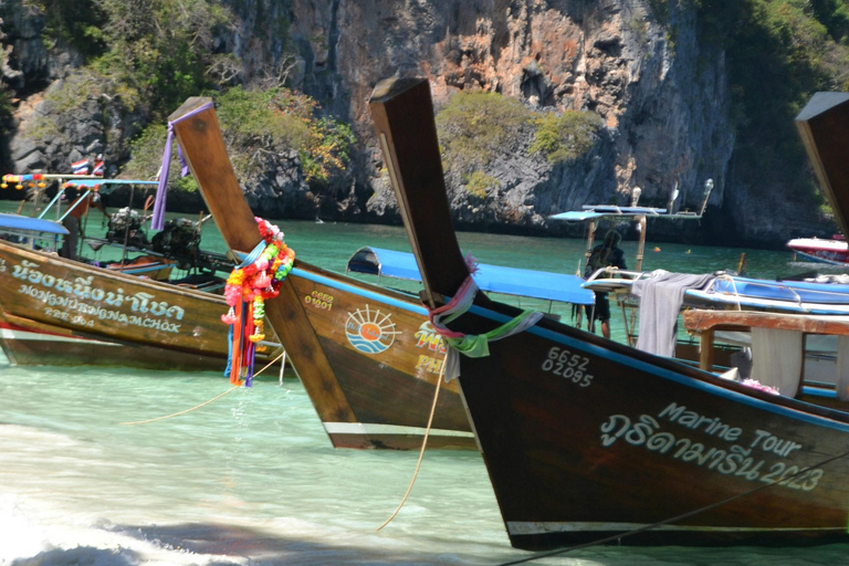 Phi Phi: Ganztagestour mit Longtail und Sonnenuntergang &amp; Plankton Tour