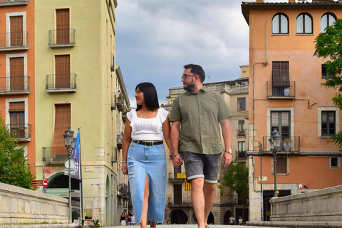 Girona: Photo Shoot at Game of Thrones Locations and in the Old Town Girona Basic: Session with 10 edited digital photos + 1 printed photo
