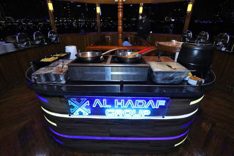 Dubai: Marina Dinner Cruise with Tanoura Dance Show