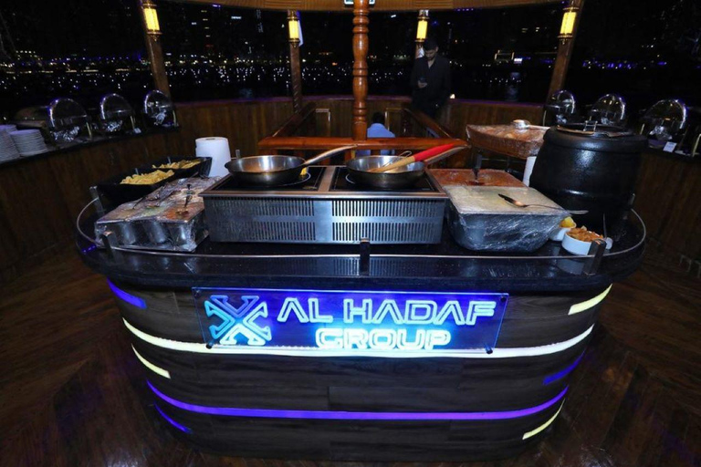 Dubai: Marina Dinner Cruise with Tanoura Dance Show