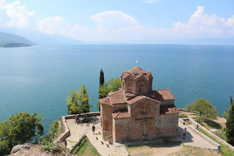 De Tirana/Durres : le lac Ohrid en Macédoine du Nord et en Albanie