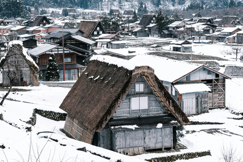 From Kyoto: Day Trip to Shirakawago & Kanazawa