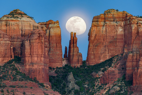 Private Sedona Driving Tour – Scenic Red Rock Landmarks
