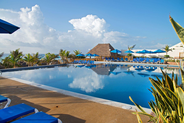Navette privée Seadust Cancun Family Resort vers l'aéroport CUN
